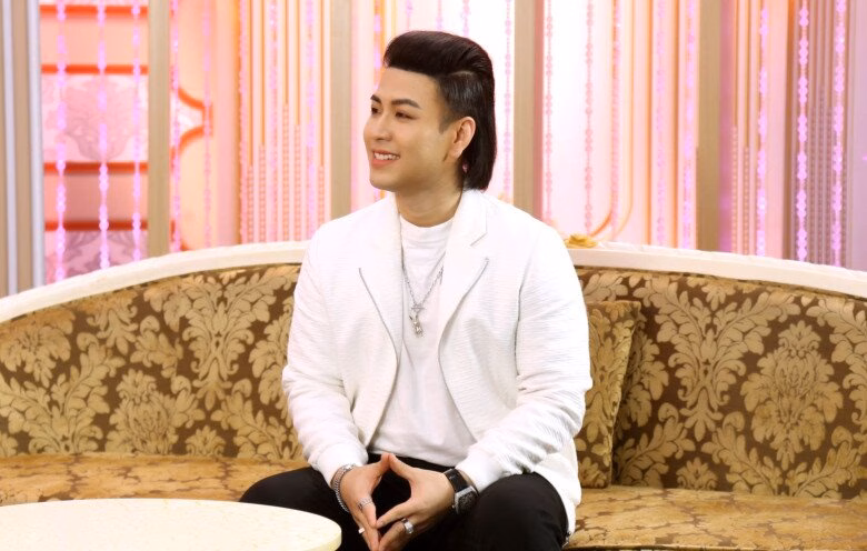 Akira Phan từng là gương mặt Pop Ballad đình đám cuối những năm 2000.